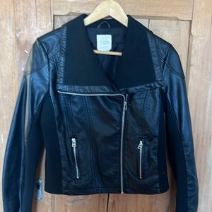 Women’s Leather Jacker